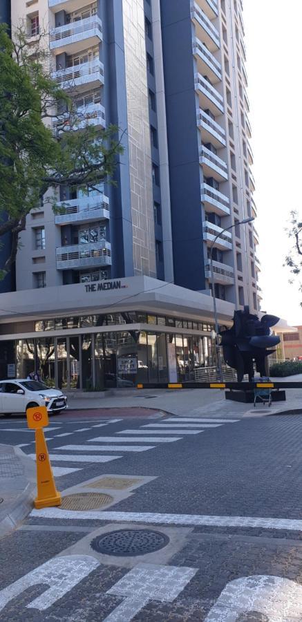 The Median Rosebank Johannesburg South Africa Apartamento Exterior foto